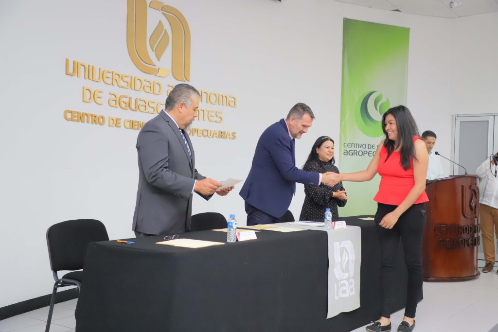 UAA reconoce logros de estudiantes y docentes de su programa Ingeniería en Alimentos