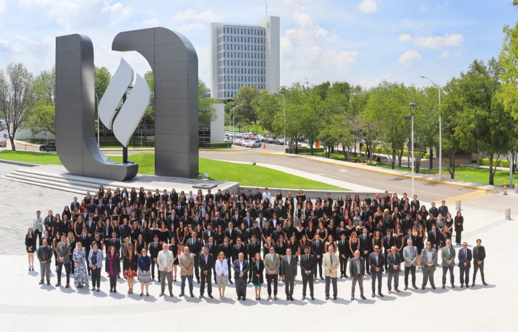 Nuevas sociedades de alumnos de la UAA tomaron protesta