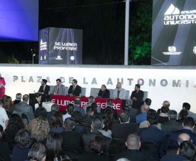 En el marco del aniversario de la Autonomía Universitaria, la UAA entrega por primera vez las distinciones “Se Lumen Proferre”