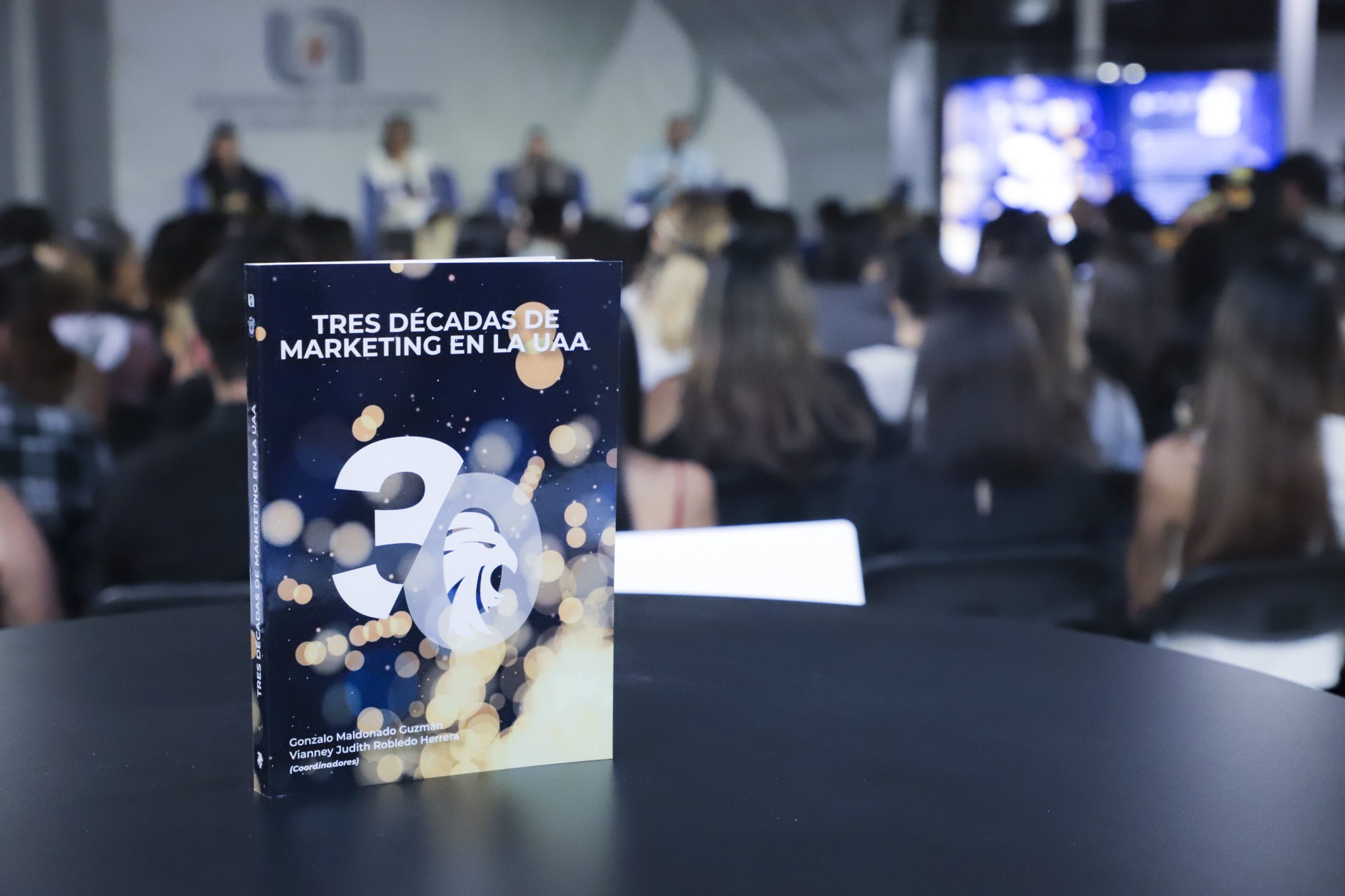 UAA presenta el libro “Tres décadas de marketing en la UAA”