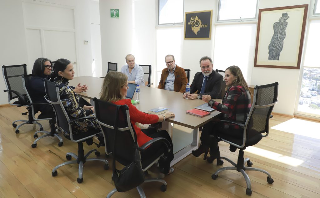 Rectora de la UAA se reúne con representantes de la Universidad Nacional de Educación a Distancia de España